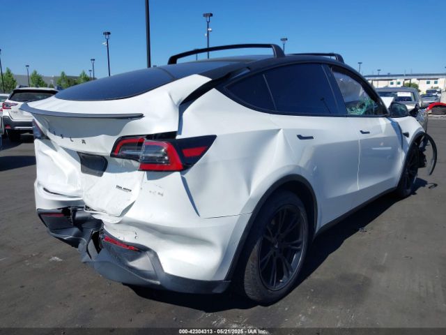 2021 TESLA MODEL Y 5YJYGAEE5MF189275 Photo 3