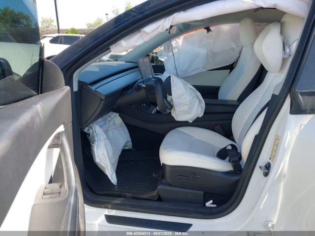 2021 TESLA MODEL Y 5YJYGAEE5MF189275 Photo 4
