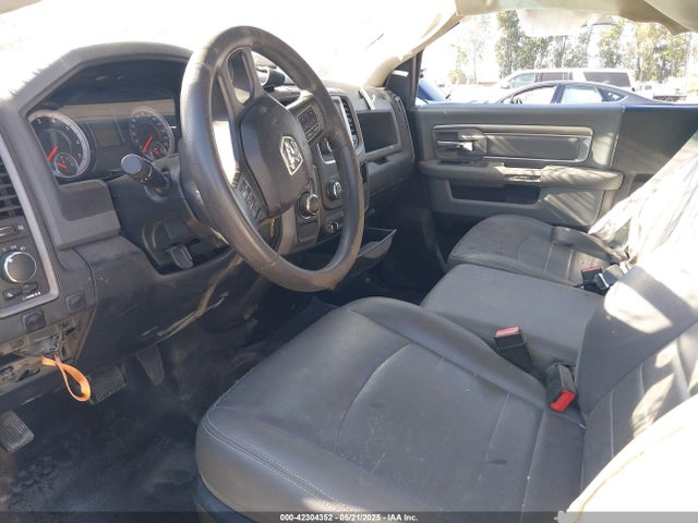 3C6JR6AG1KG504281 RAM 2019