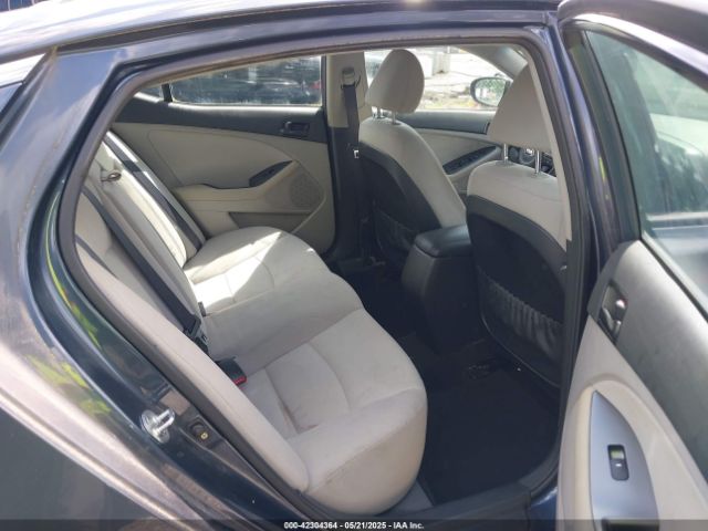 KNAGM4A74F5590332 KIA Optima Lx