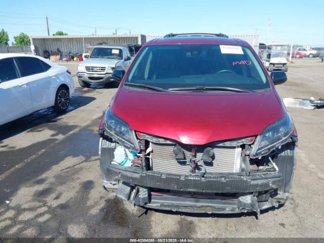 5TDXZ3DC8LS053685 Toyota SIENNA SE