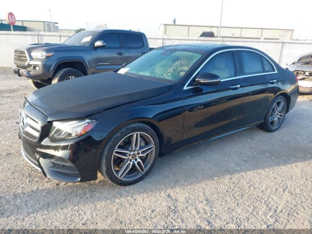 2018 MERCEDES-BENZ E 300 WDDZF4JB0JA470236 Photo 1