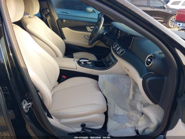 2018 MERCEDES-BENZ E 300 WDDZF4JB0JA470236 Photo 4