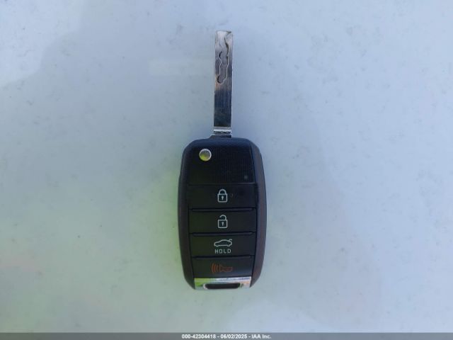 KNAGT4L35G5084121 KIA Optima Lx