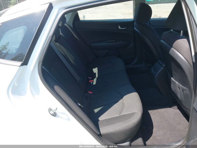 KNAGT4L35G5084121 KIA Optima Lx