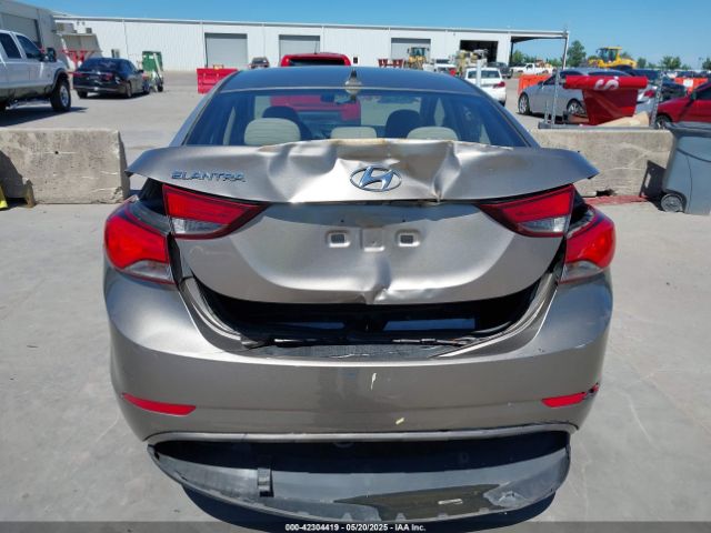 5NPDH4AE0GH686307 Hyundai ELANTRA SE