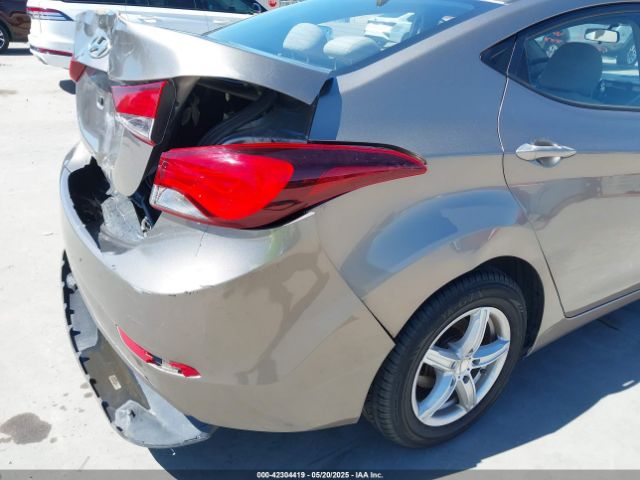 5NPDH4AE0GH686307 Hyundai ELANTRA SE