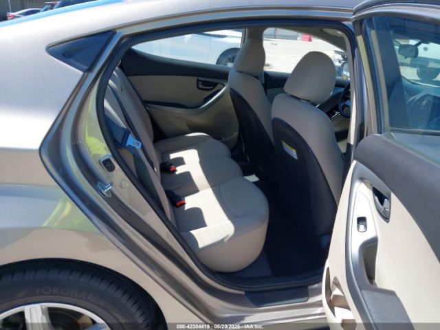 5NPDH4AE0GH686307 Hyundai ELANTRA SE