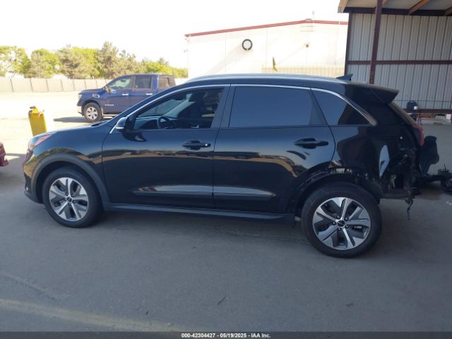 KNDCE3LG8N5134984 KIA Niro Ev Ex Premium