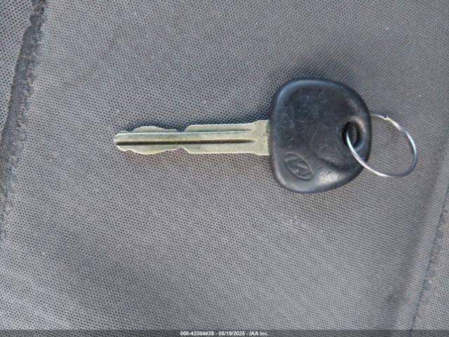 5NPDH4AE3FH631235 Hyundai ELANTRA SE