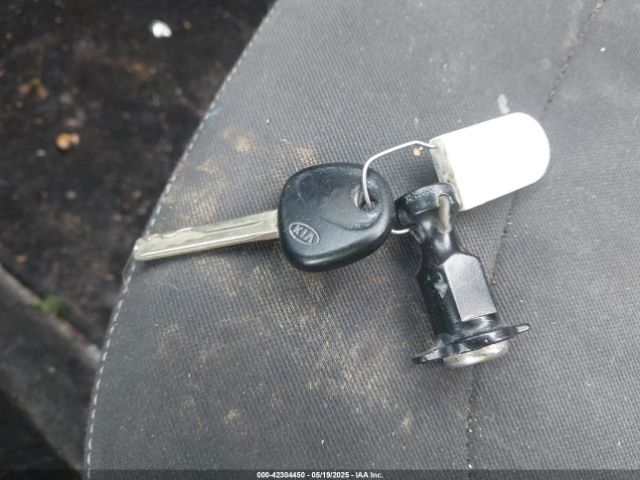 KNDJN2A27E7035702 KIA Soul