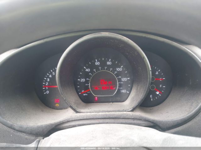 KNDJN2A27E7035702 KIA Soul
