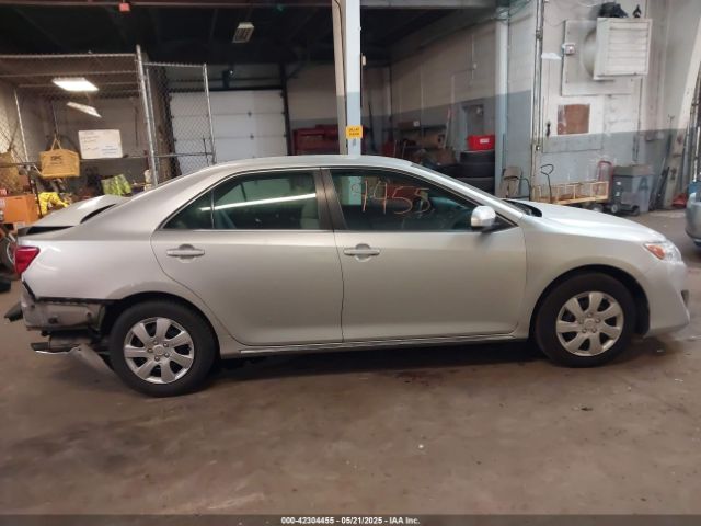 4T1BF1FK9EU324078 Toyota CAMRY LE