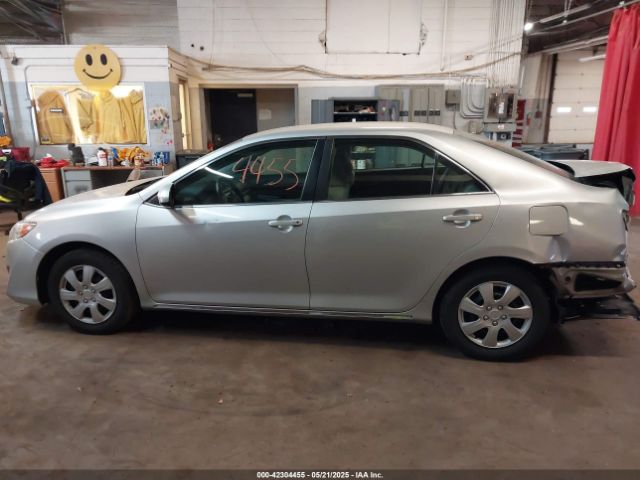 4T1BF1FK9EU324078 Toyota CAMRY LE
