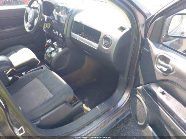 1C4NJDBB0GD556711 Jeep Compass Sport