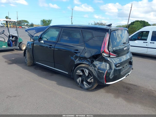 2023 KIA SOUL KNDJ53AUXP7849451 Photo 2