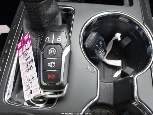1FM5K8D80HGE38496 Ford EXPLORER XLT