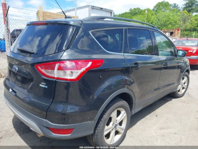 1FMCU9GX2EUD28671 Ford ESCAPE SE