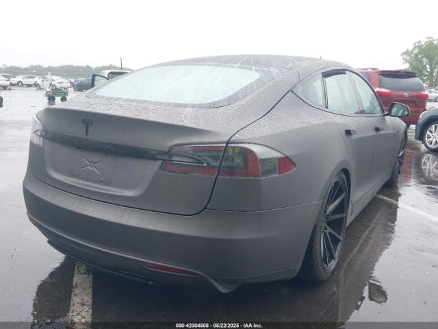 2013 TESLA MODEL S 5YJSA1DN4DFP09961 Photo 3
