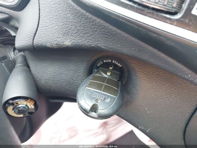 2019 JEEP CHEROKEE 1C4PJLCBXKD134360 Photo 10