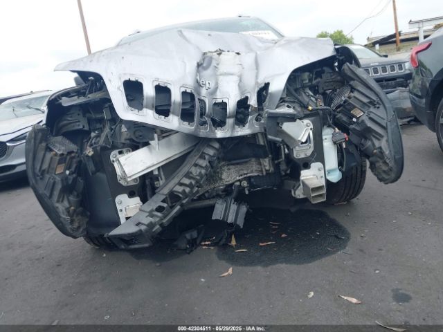2019 JEEP CHEROKEE 1C4PJLCBXKD134360 Photo 5