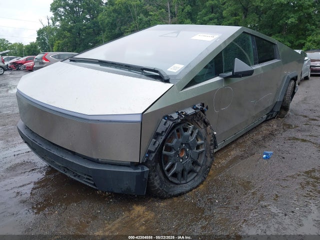 2025 TESLA CYBERTRUCK 7G2CEHED1SA061865 Photo 1