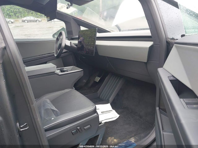 2025 TESLA CYBERTRUCK 7G2CEHED1SA061865 Photo 4