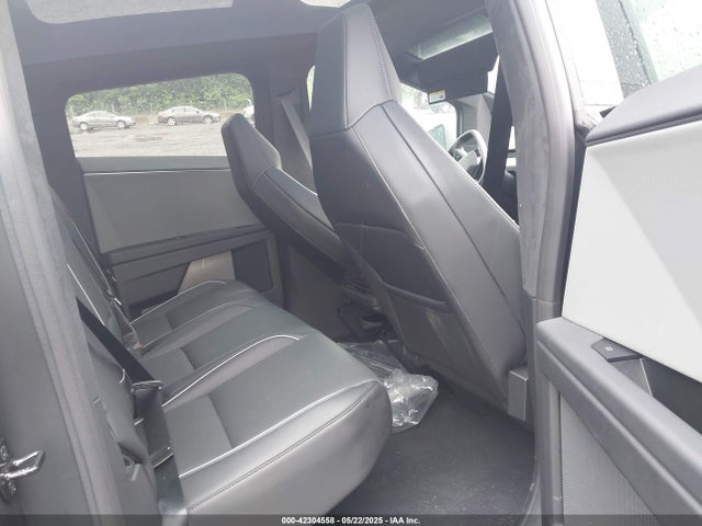 2025 TESLA CYBERTRUCK 7G2CEHED1SA061865 Photo 7