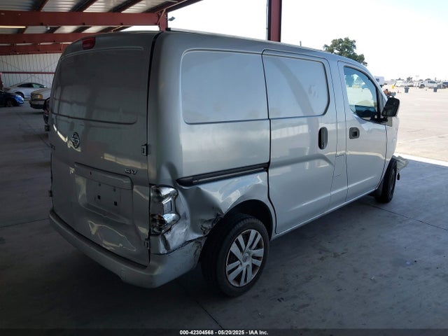 3N6CM0KNXFK731138 Nissan 2015
