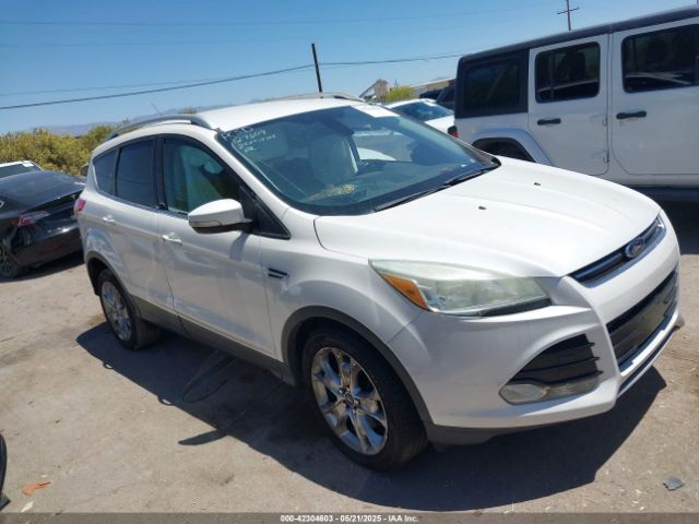 1FMCU0J90EUB49745 Ford Escape Titanium