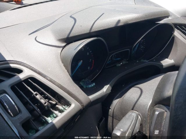 1FMCU0J90EUB49745 Ford Escape Titanium