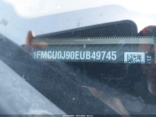 1FMCU0J90EUB49745 Ford Escape Titanium