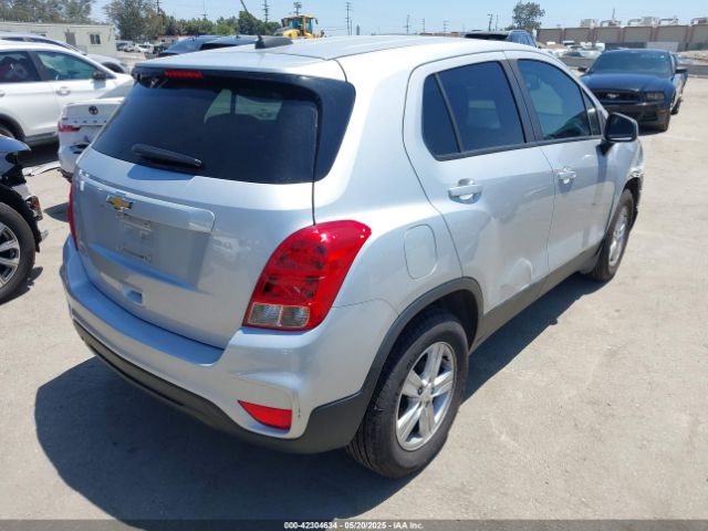 2022 CHEVROLET TRAX KL7CJKSM5NB542130 Photo 3