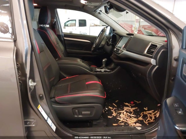 5TDJGRFH5KS076623 Toyota 2gr-fxs, 4jm+2fm