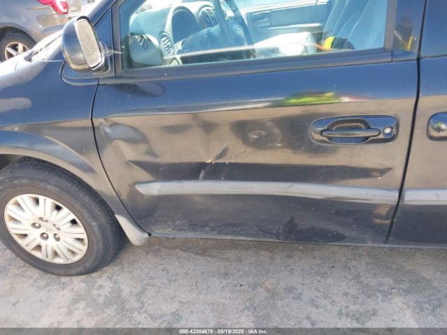 2007 CHRYSLER TOWN & COUNTRY 1A4GJ45R97B242160 Photo 5