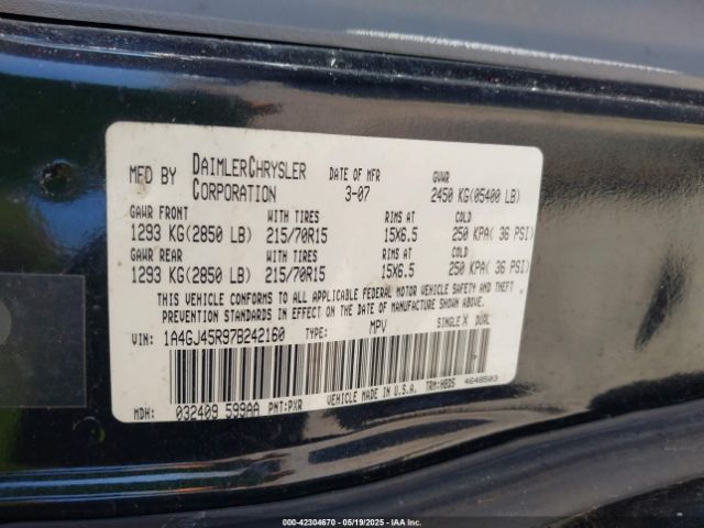 2007 CHRYSLER TOWN & COUNTRY 1A4GJ45R97B242160 Photo 8