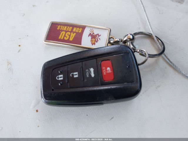 4T1F31AK7MU547848 Toyota Camry Xle Hybrid