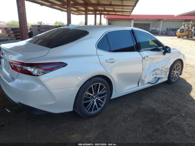 4T1F31AK7MU547848 Toyota Camry Xle Hybrid