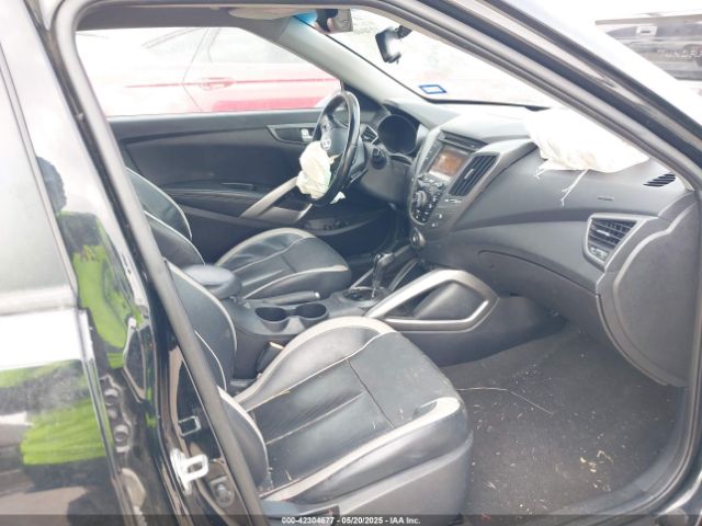 KMHTC6AE5FU222872 Hyundai Veloster Turbo