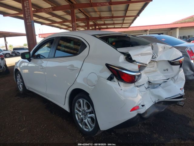 3MYDLBYV1HY180614 Toyota YARIS IA