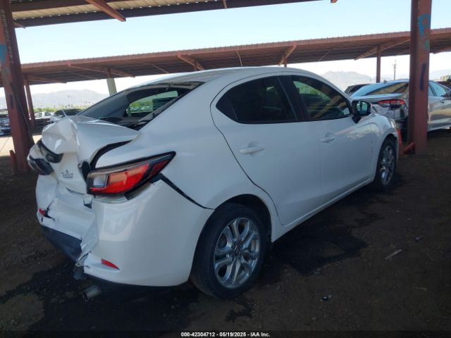 3MYDLBYV1HY180614 Toyota YARIS IA