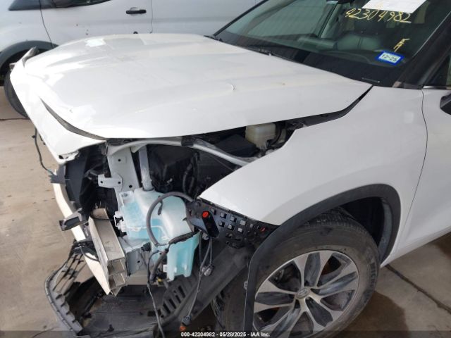 5TDKDRAH6PS007743 Toyota Highlander Xle