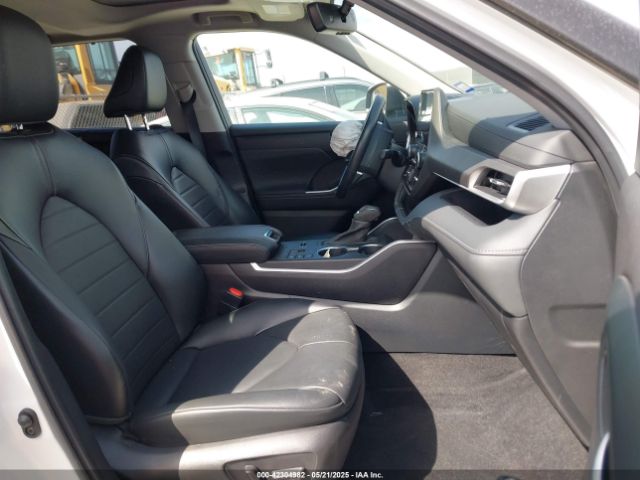 5TDKDRAH6PS007743 Toyota Highlander Xle