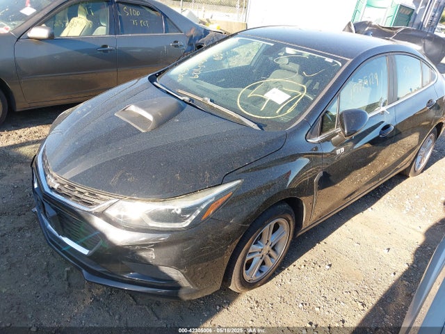 1G1BE5SM0J7133902 Chevrolet Cruze Lt Auto