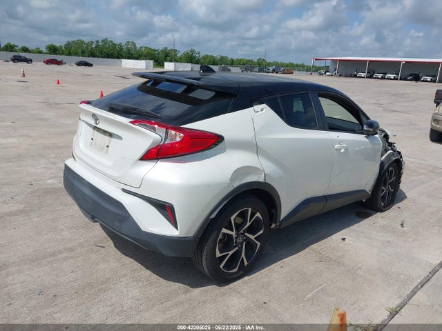 JTNKHMBX6K1036948 Toyota C-HR XLE