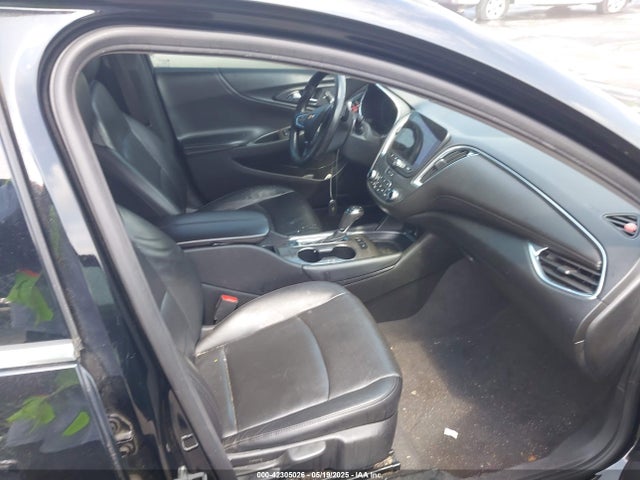 1G1ZD5ST0LF157991 Chevrolet Malibu Fwd Lt