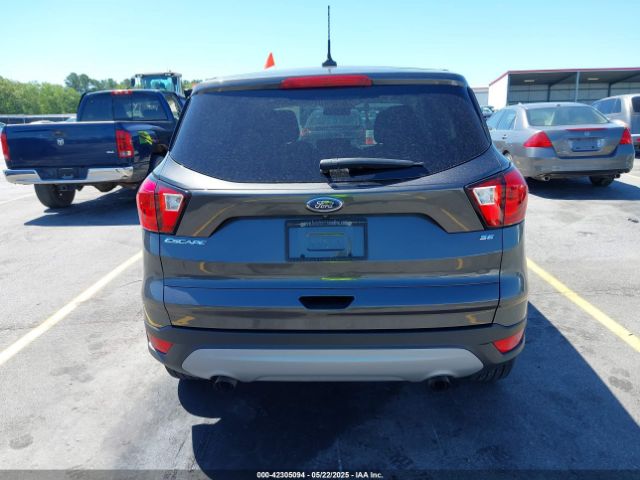 1FMCU0GD5KUB19907 Ford ESCAPE SE