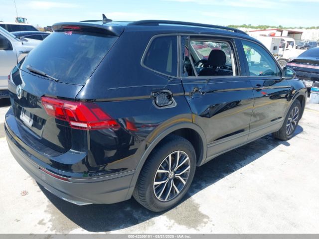 2021 VOLKSWAGEN TIGUAN 3VV1B7AX9MM067347 Photo 3