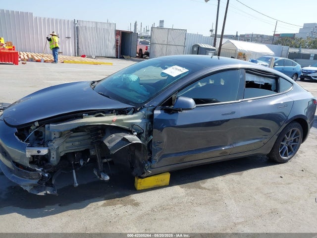 Tesla 2022 2022 5YJ3E1EA9NF212412 Image 13