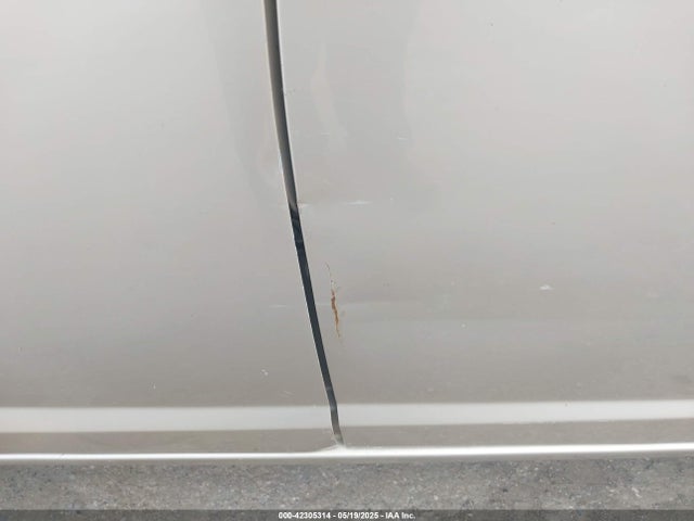 1C3CCBAB9EN125349 Chrysler 200 LX